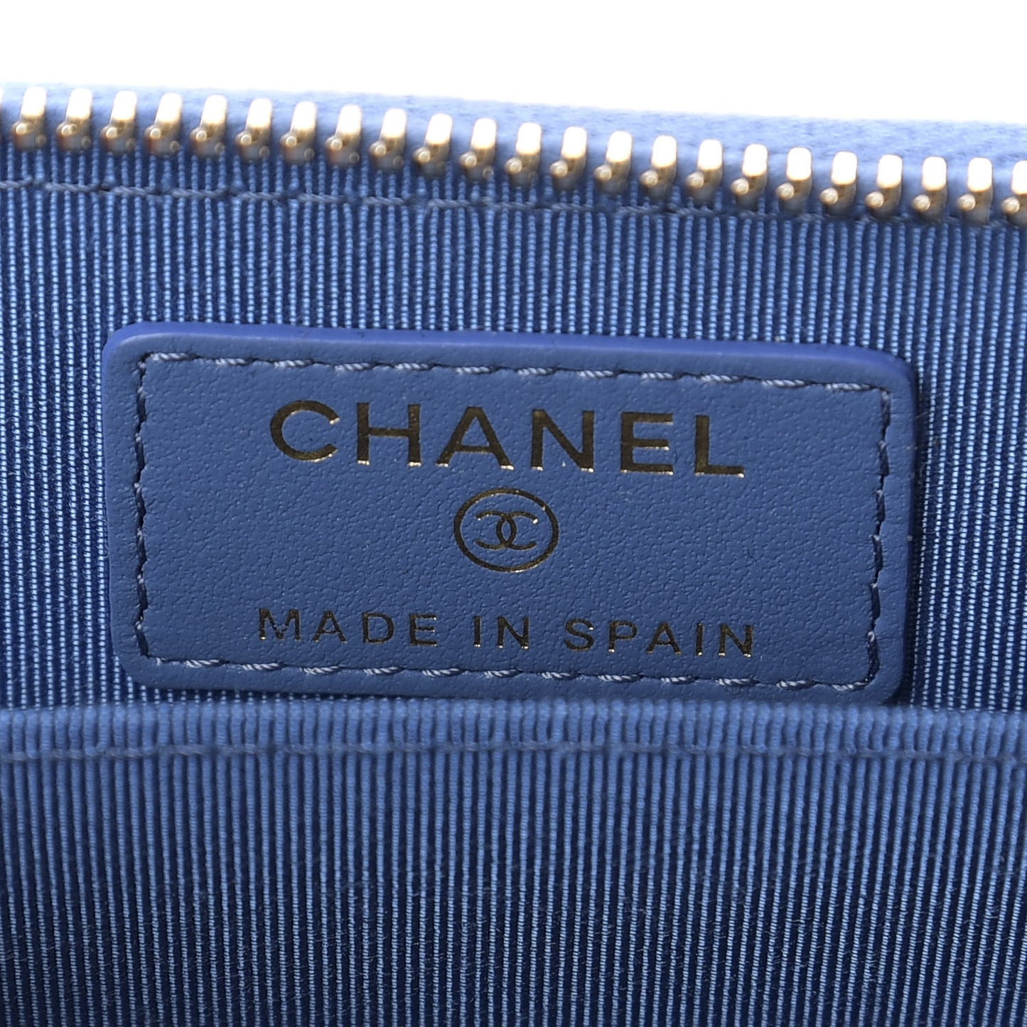 Caviar Quilted Zip Coin Purse Blue