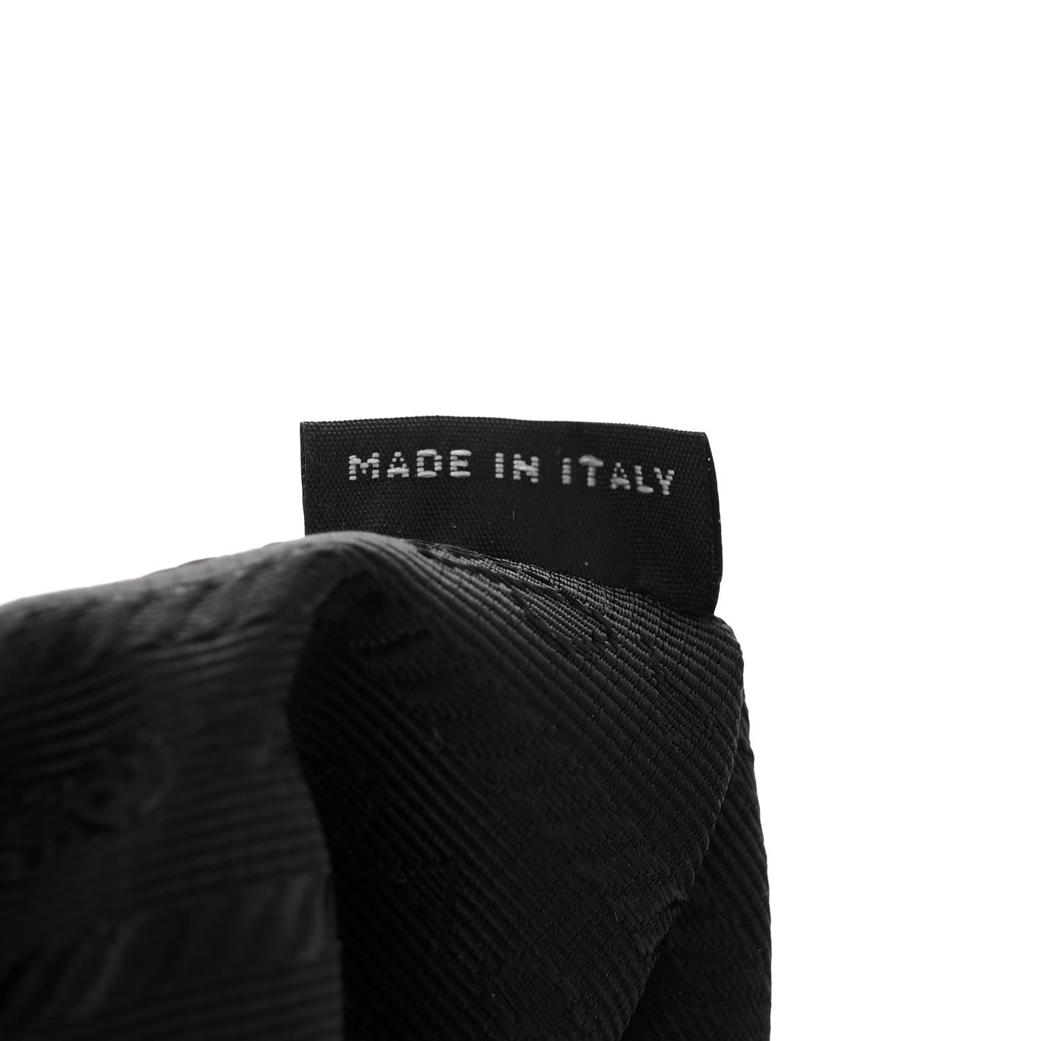 Prada Nylon Re-Edition 2005 Shoulder Bag Black 7 of 11