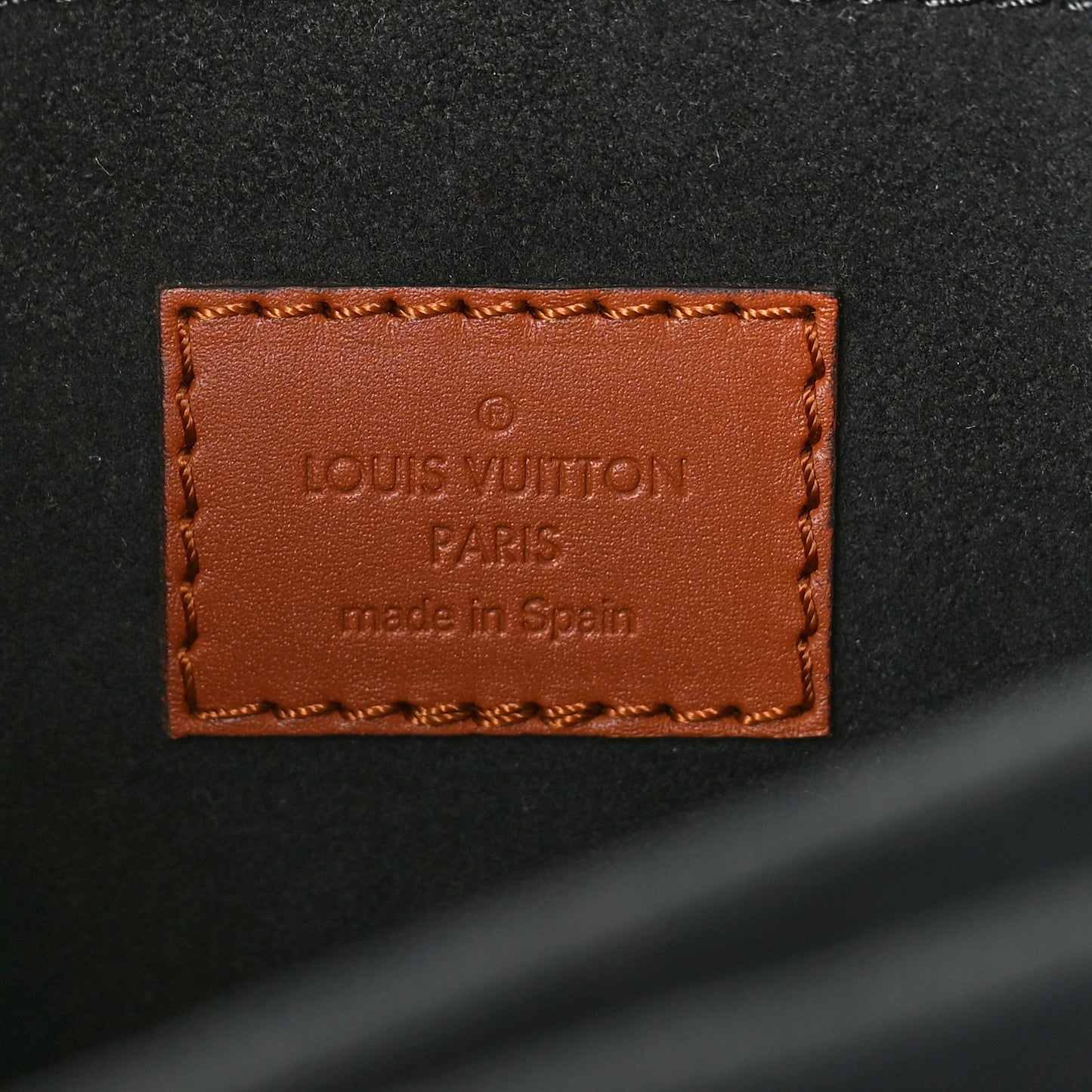 Reverse Monogram Dauphine MM