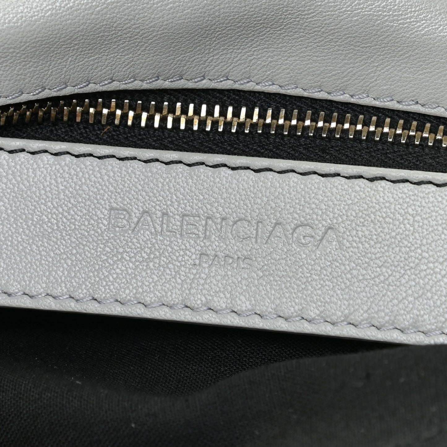 Agneau Gold Metallic Edge Hardware Envelope Strap Clutch Gris