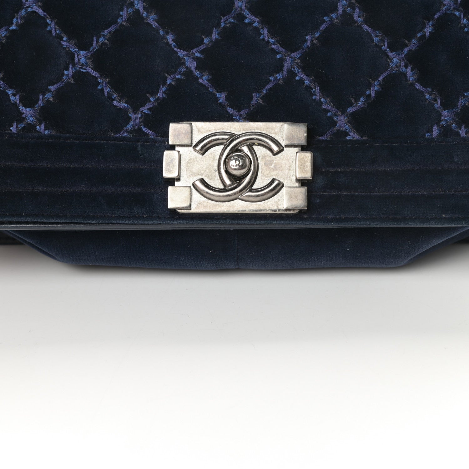 Chanel Velvet Tweed Quilted Medium Boy Flap Dark Navy Blue 14 of 15