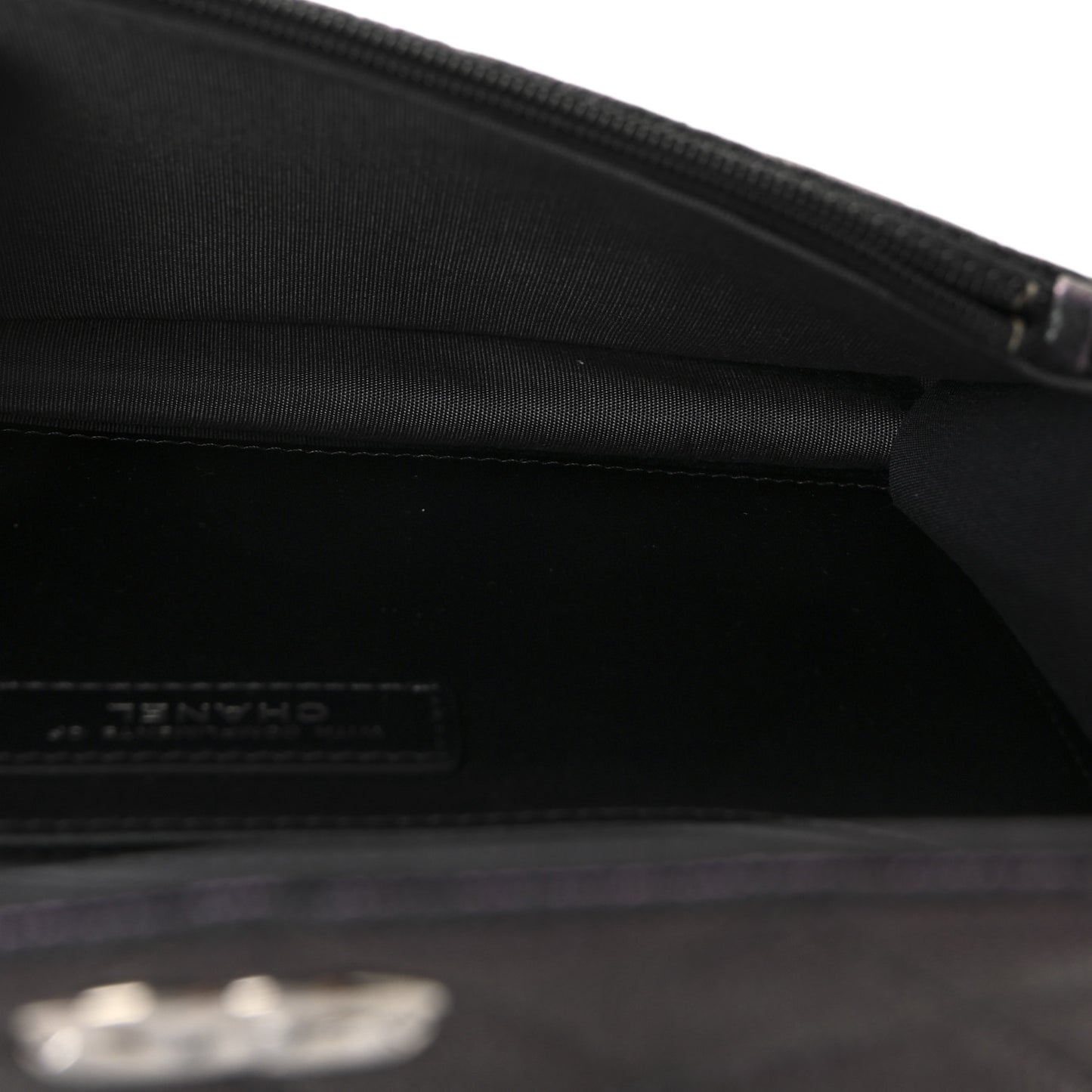 Iridescent Caviar Quilted Classic Pouch Clutch Black