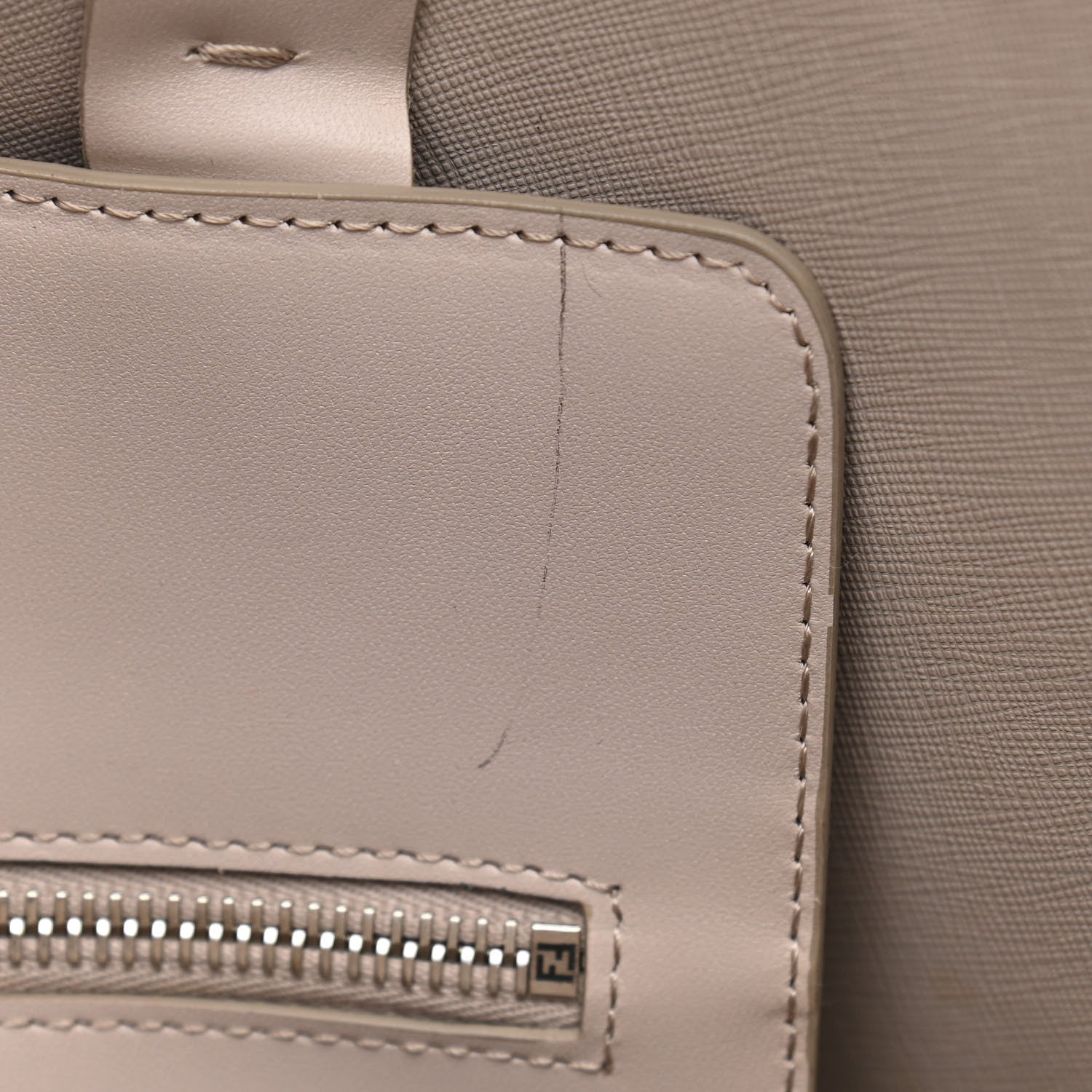 Fendi Vitello Ginevra Elaphe Monster Eyes Shopping Tote Grigio Polvere Naturale 11 of 15