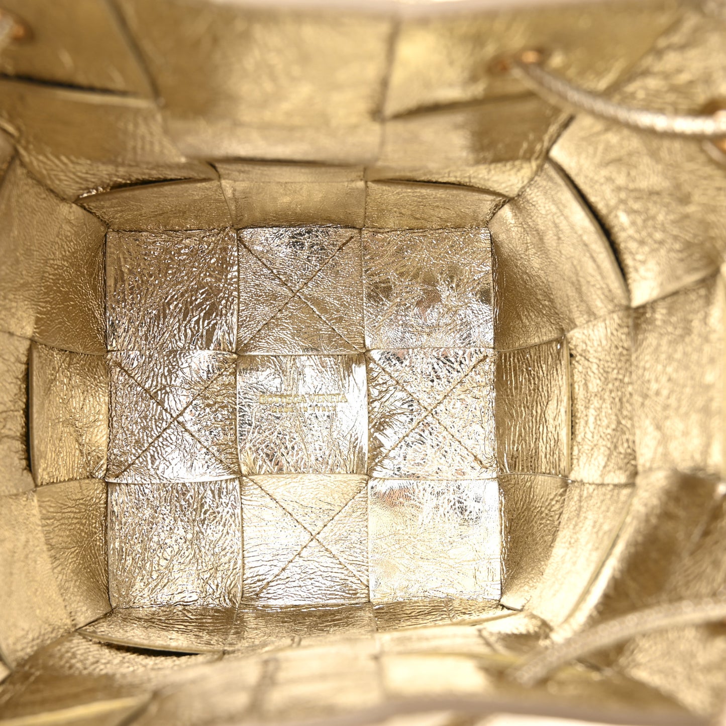 Metallic Crushed Nappa Maxi Intrecciato Small Cassette Bucket Bag Gold