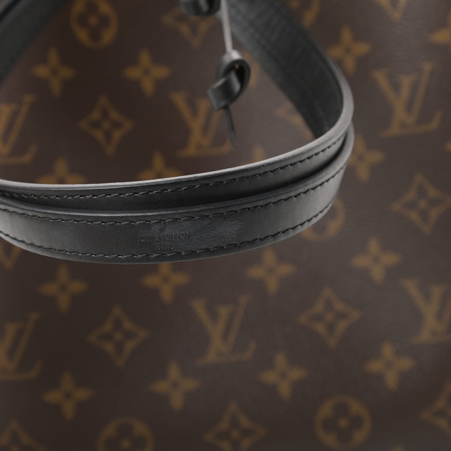 Louis Vuitton Monogram Neonoe MM Black 11 of 12