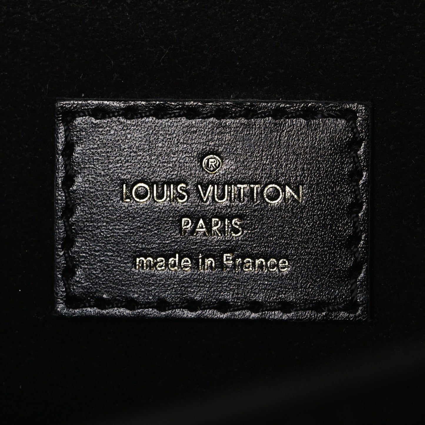 Reverse Monogram Pochette Metis