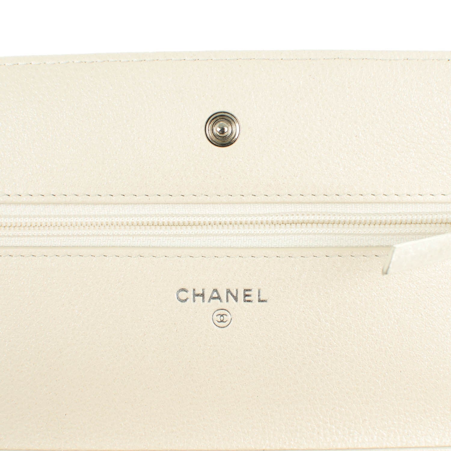 Chanel Metallic Calfskin Lucky Charms Casino 2.55 Reissue Wallet On Chain WOC Ivory 6 of 8