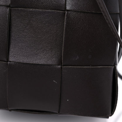 Bottega Veneta Nappa Maxi Intrecciato Cassette Bucket Bag Fondant 13 of 14
