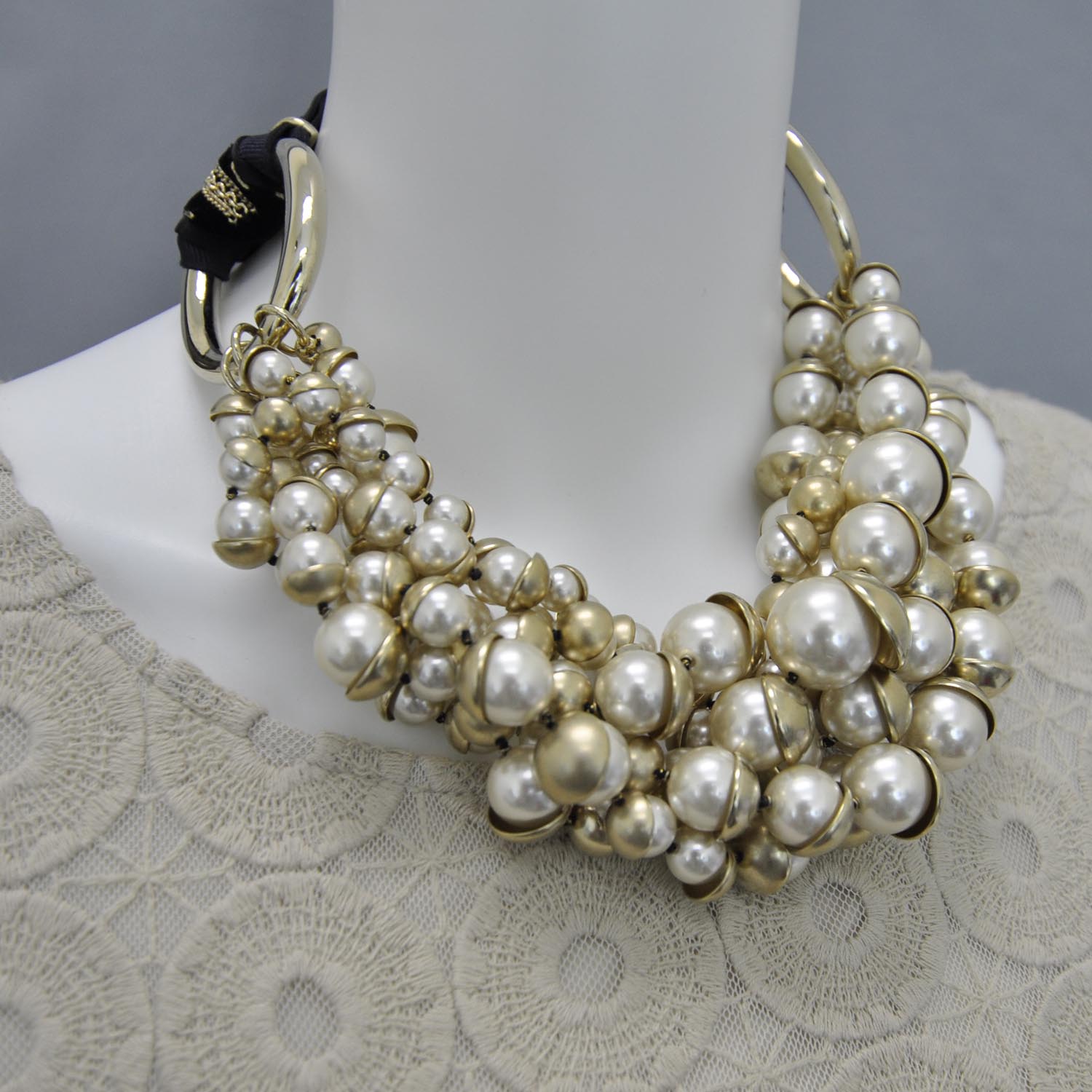Christian Dior Pearl Mise en Dior Statement Necklace 2 of 7