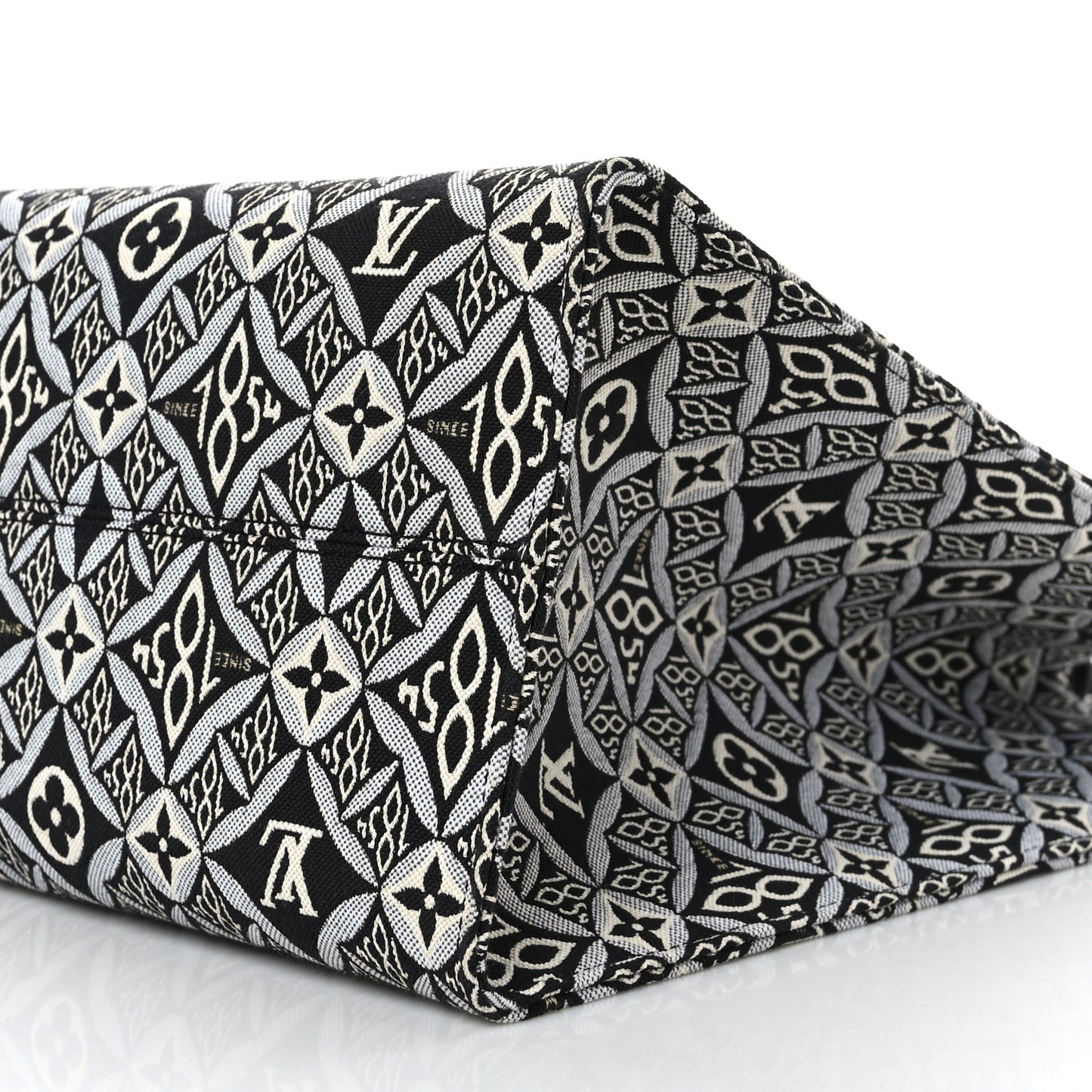 Jacquard Since 1854 Onthego GM Grey