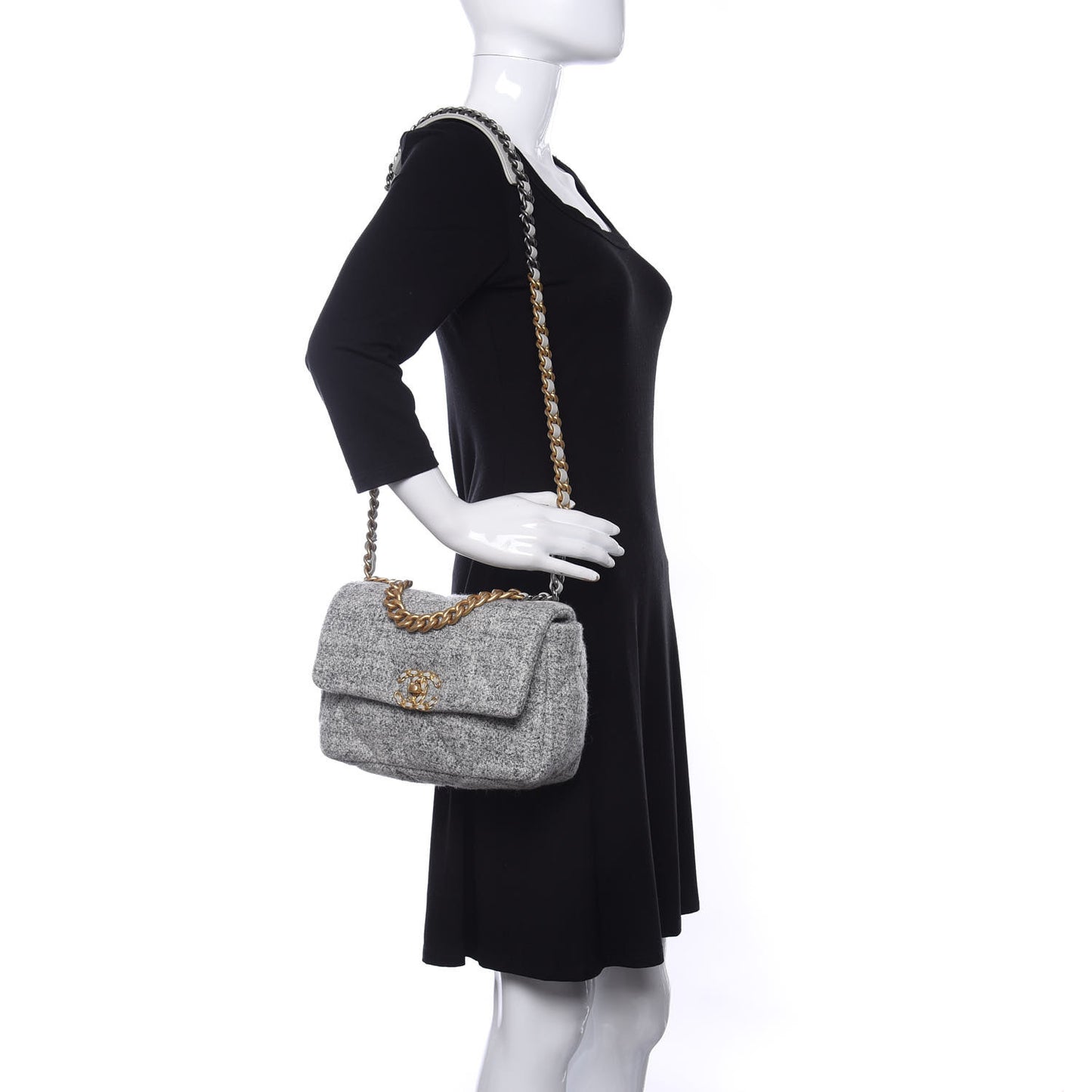 Tweed Quilted Medium Chanel 19 Flap Grey Ecru