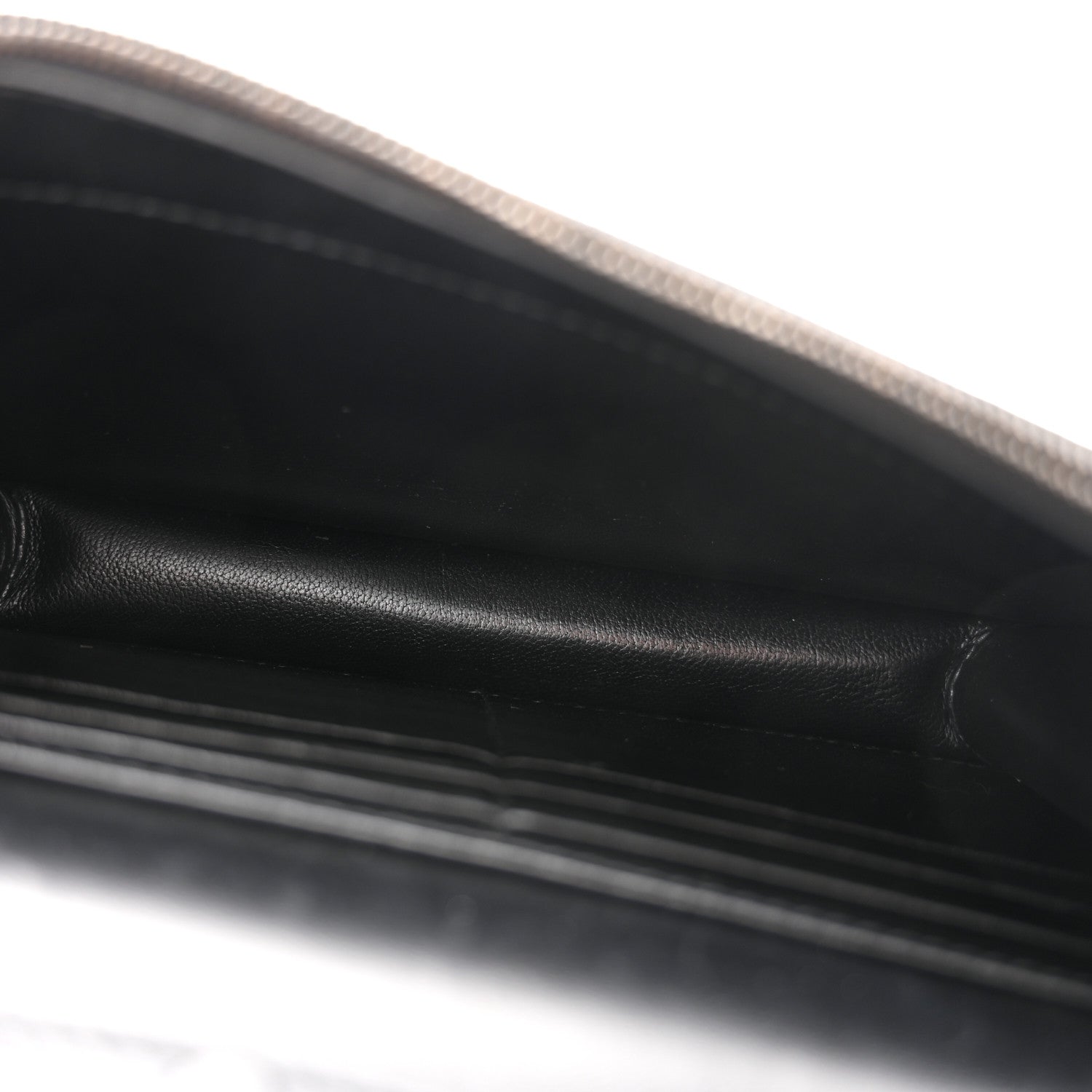 Balenciaga Smooth Calfskin B Wallet on Chain Black 5 of 9