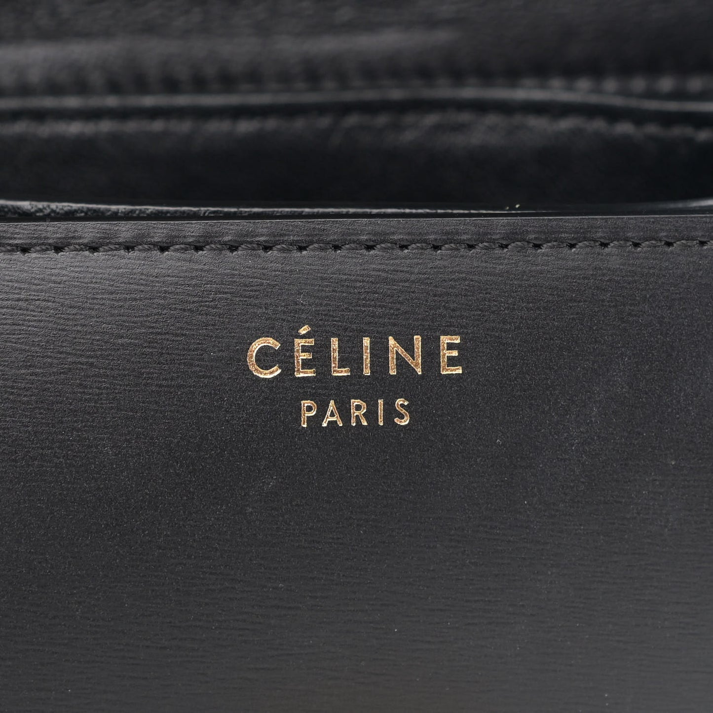 Box Calfskin Small Classic Box Flap Bag Black