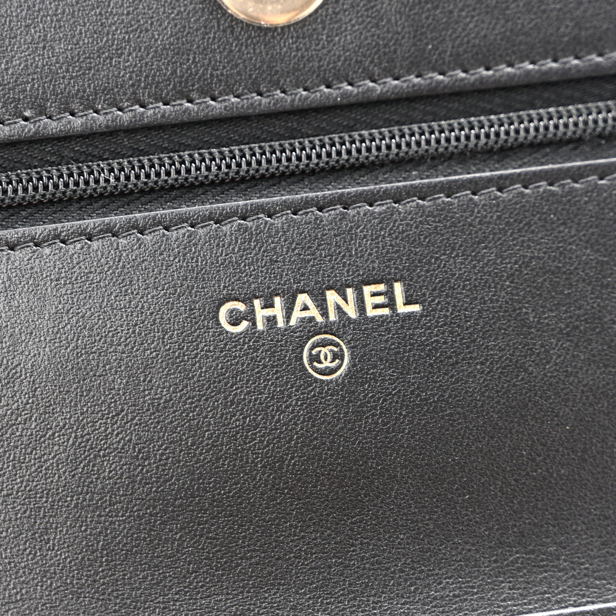 Tweed Quilted Wallet On Chain WOC Black Ecru White