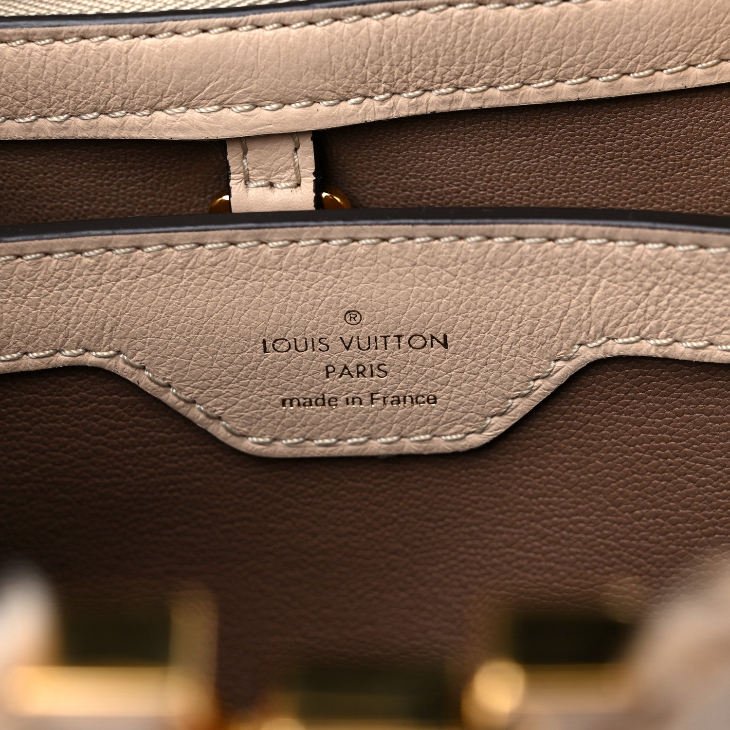 Louis Vuitton Astrakhan Capucines BB Dune 6 of 8