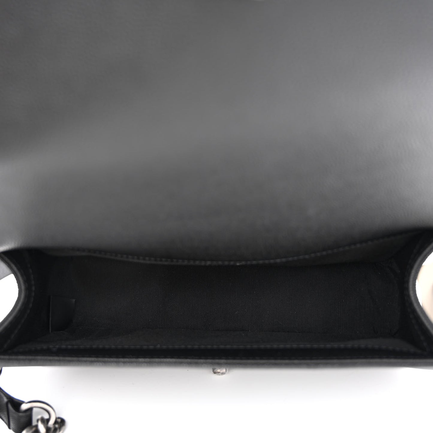 Caviar Quilted Medium Boy Flap Black