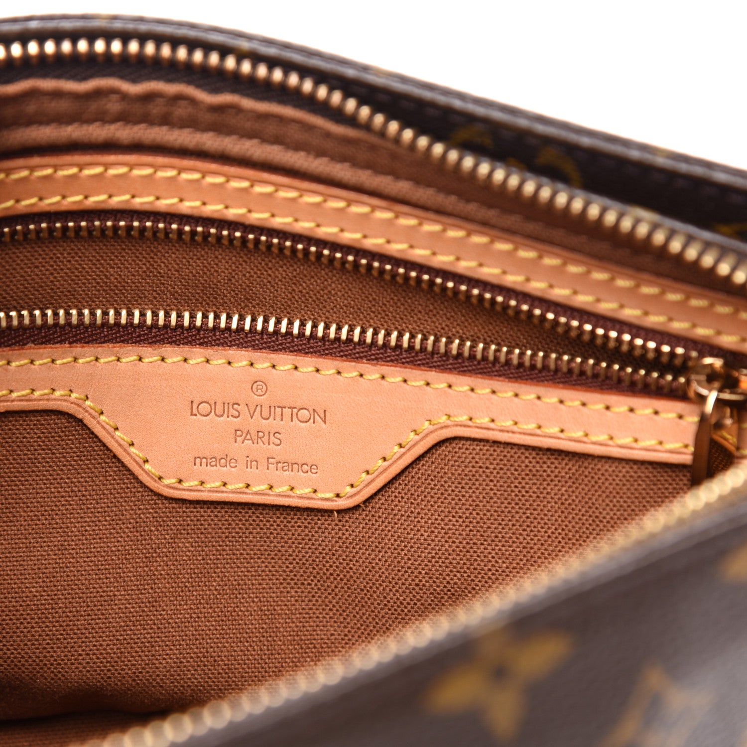 Louis Vuitton Monogram Trotteur 6 of 12
