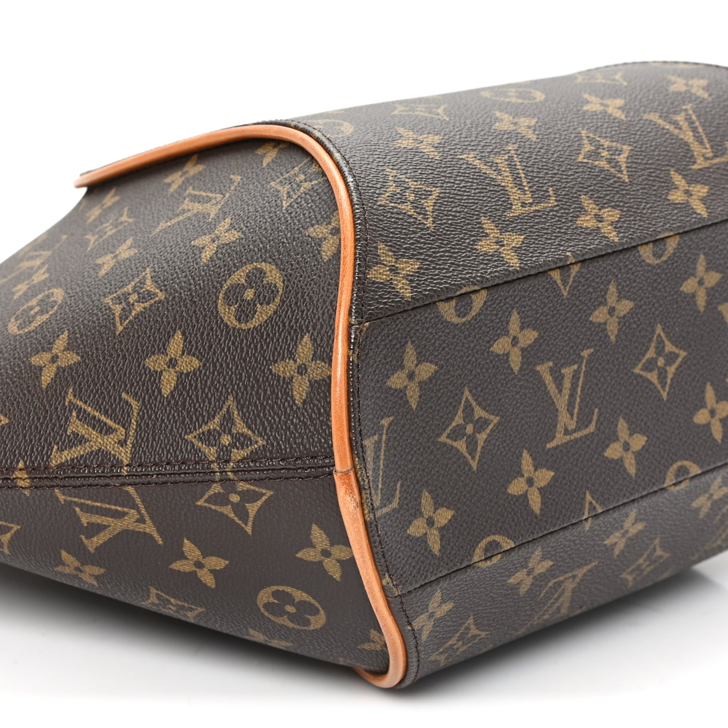 Monogram Ellipse MM