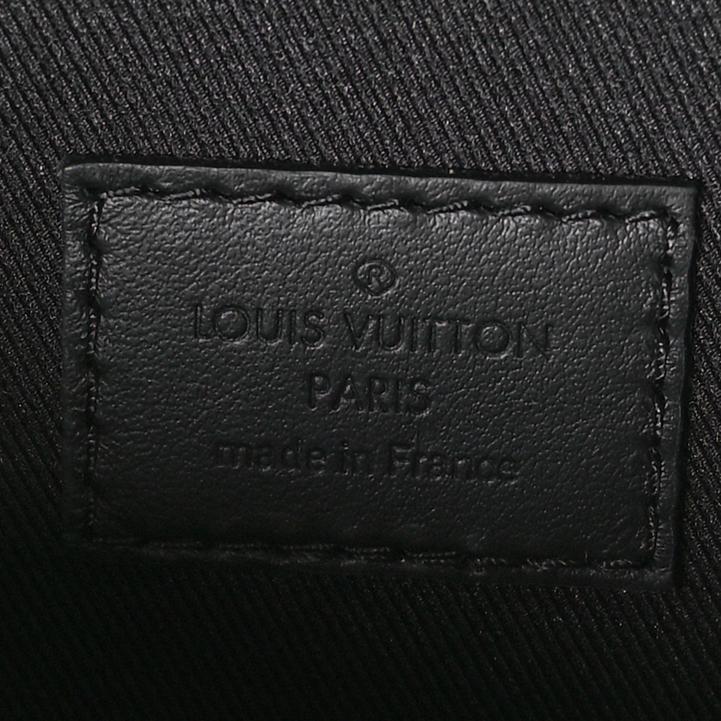 Taurillon Monogram Steamer PM NM Black
