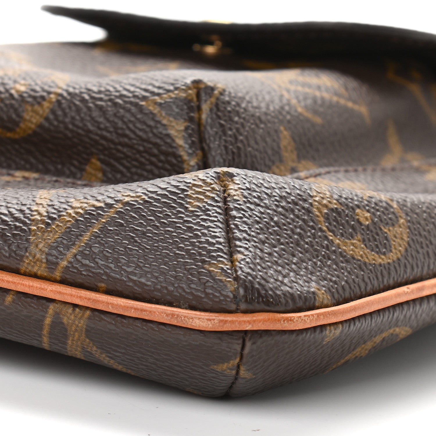 Louis Vuitton Monogram Partition Wristlet 8 of 8