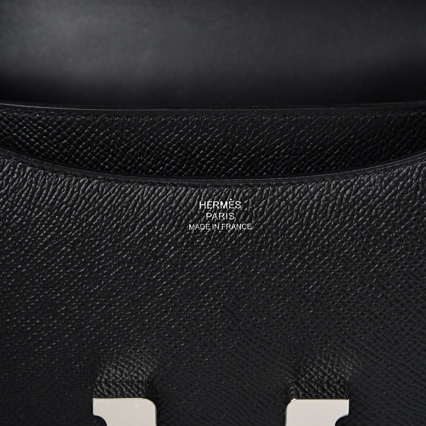 Epsom Constance 18 Black