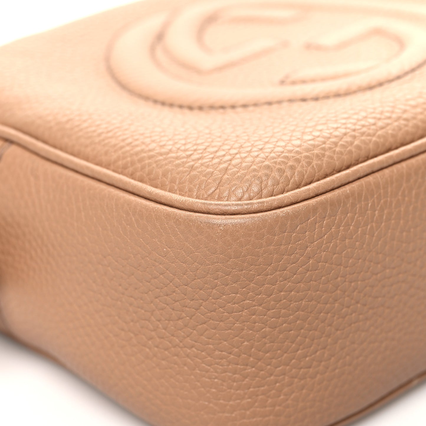 Pebbled Calfskin Small Soho Disco Bag Camelia