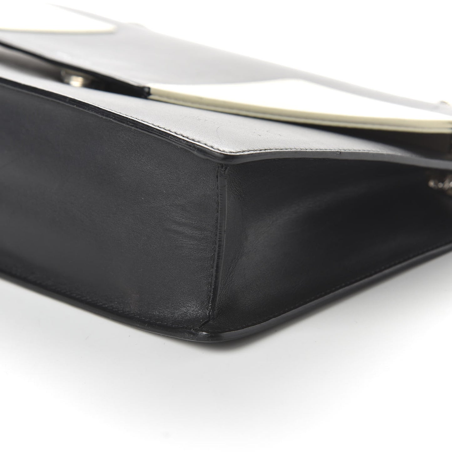Calfskin Medium Classic Betty Black White
