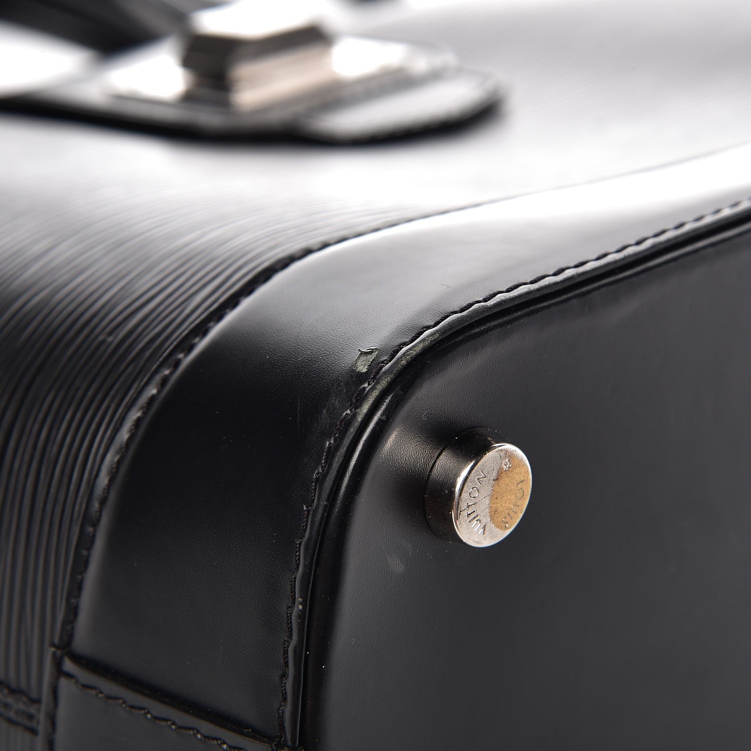 Louis Vuitton Epi Mirabeau PM Black 19 of 28