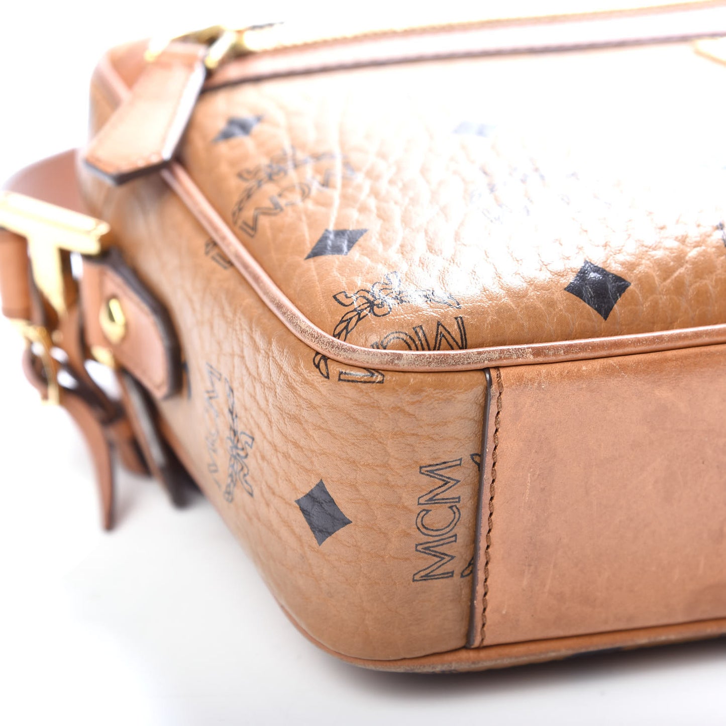 Visetos Medium Heritage Line Camera Crossbody Bag Cognac