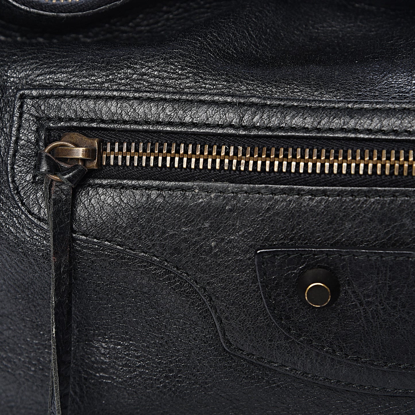 Agneau Classic Hardware Day Hobo Black