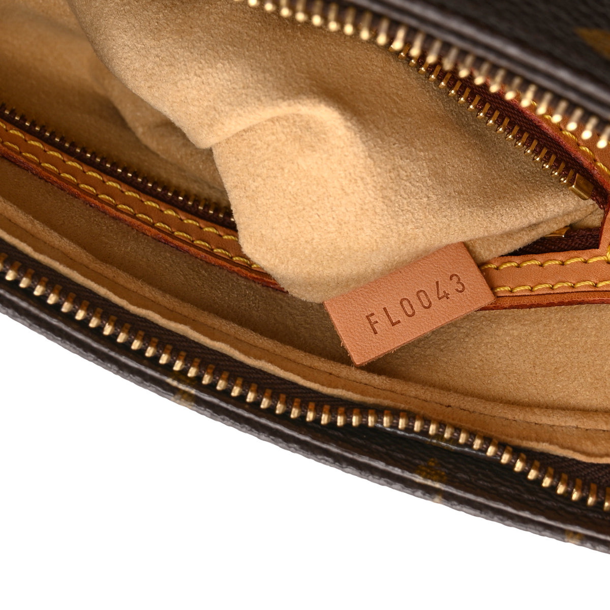 Louis Vuitton Monogram Looping MM 7 of 10