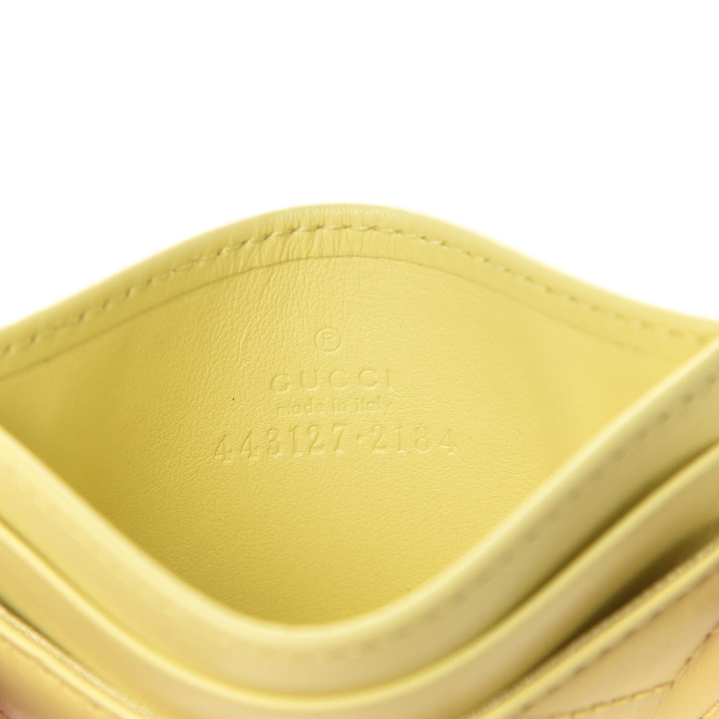 Calfskin Matelasse GG Marmont Card Holder Banana