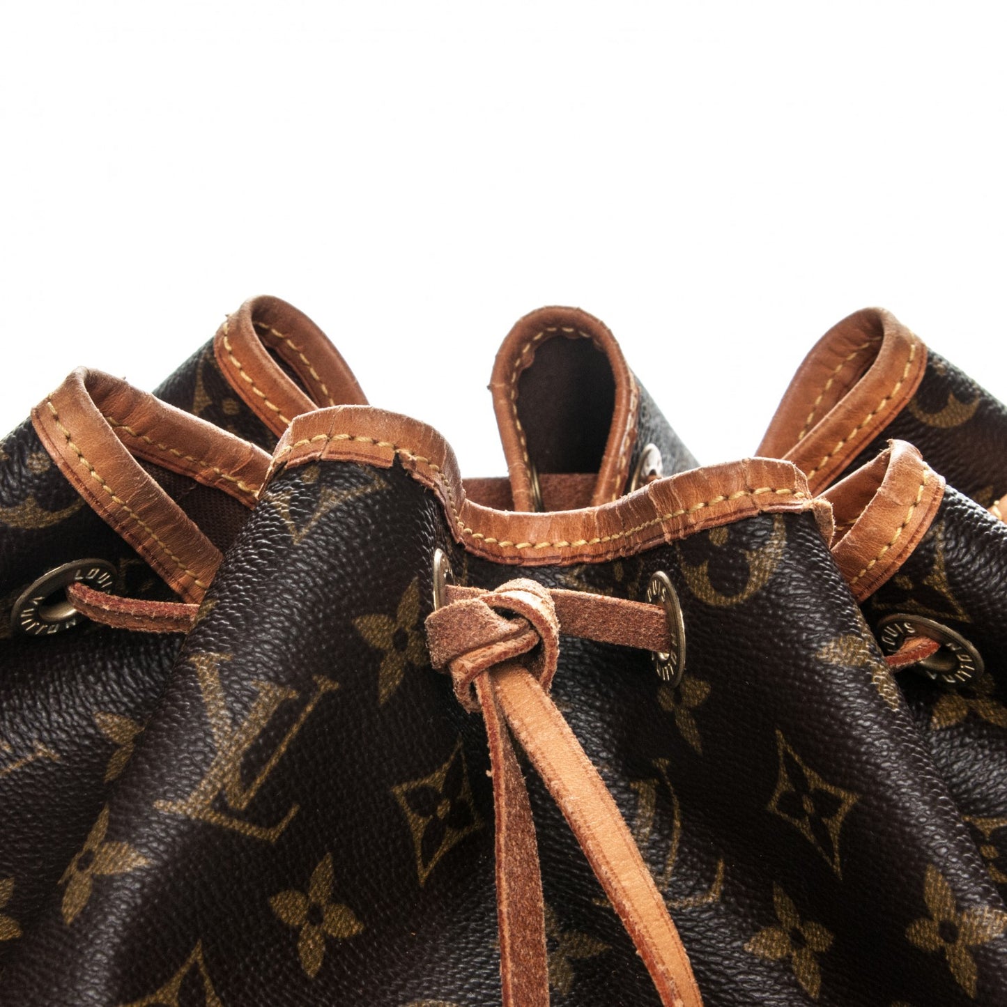 Monogram Noe
