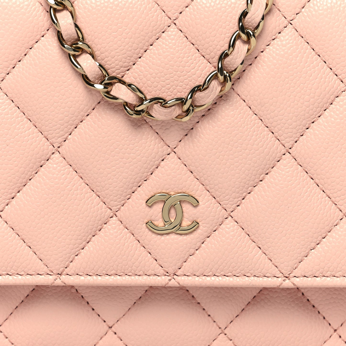 Caviar Quilted Wallet on Chain WOC Light Pink