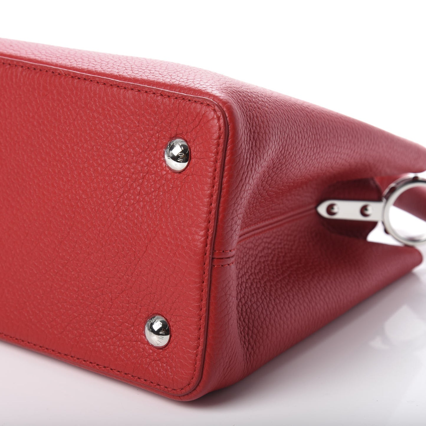 Taurillon Capucines MM Rubis