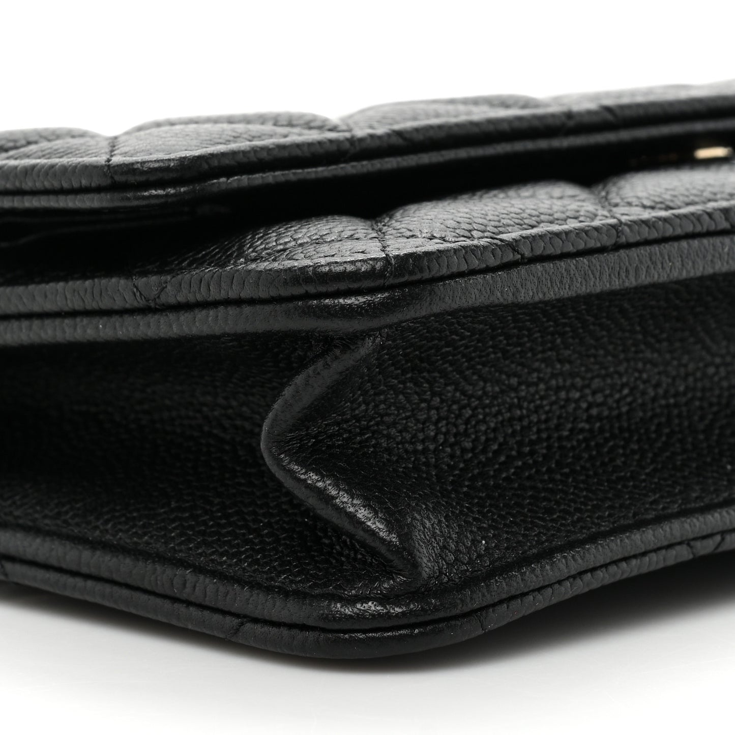 Caviar Quilted Tiny CC Wallet On Chain WOC Black