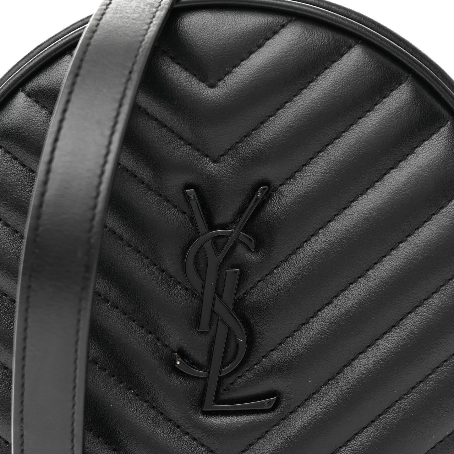 Calfskin Matelasse Chevron Round Vinyle Camera Bag Black