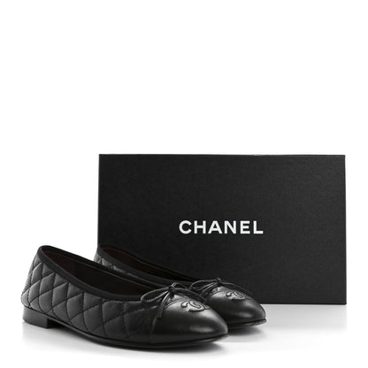 Chanel Aged Calfskin Quilted CC Cap Toe Ballerina Flats 37 Black 10 of 10