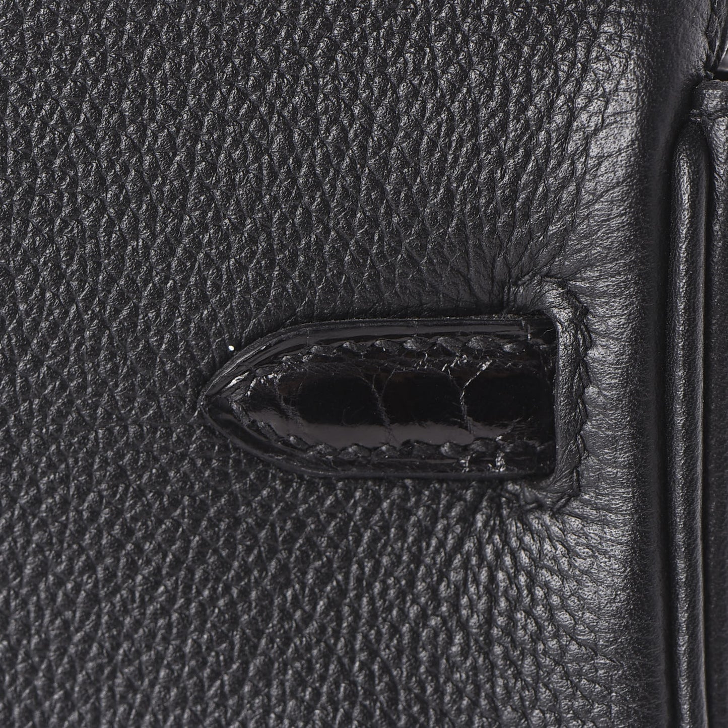 Taurillon Novillo Shiny Niloticus Crocodile Birkin Touch 25 Black