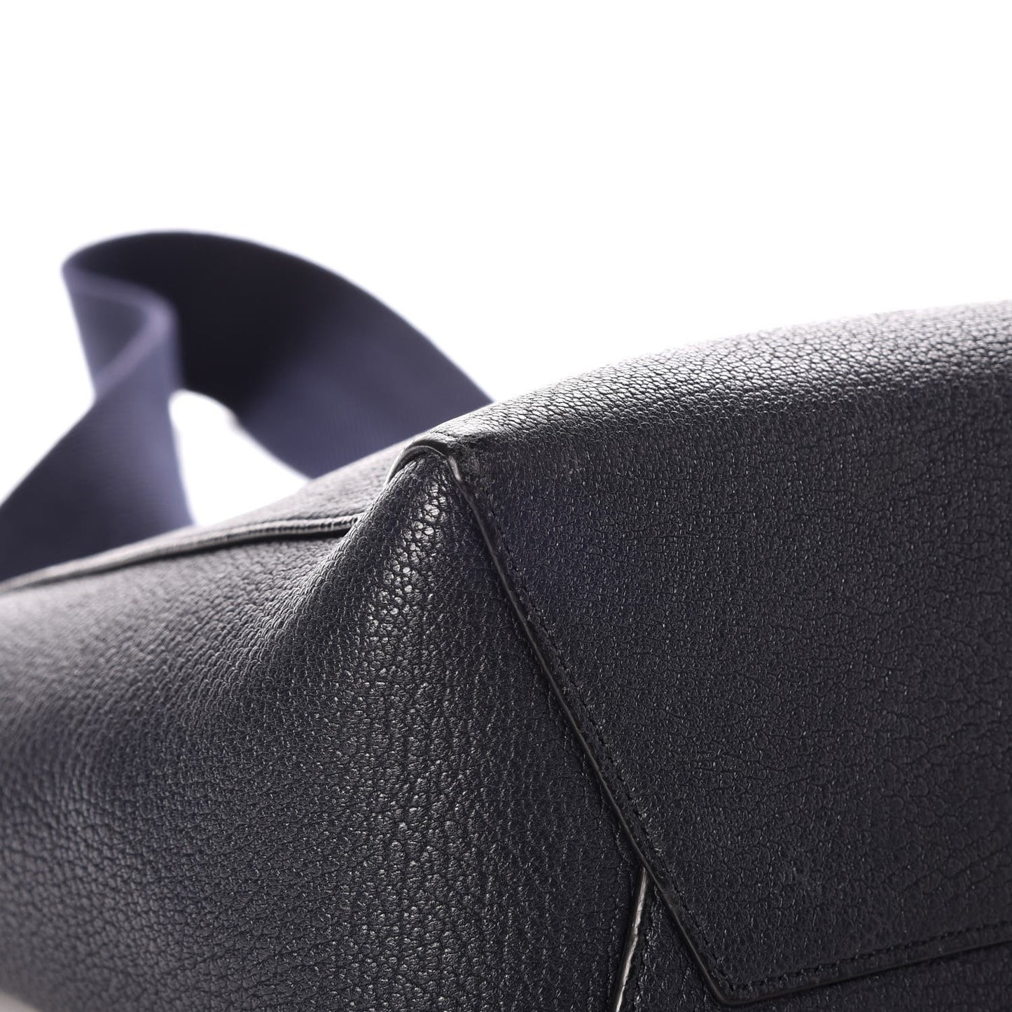 Soft Grained Calfskin Small Sangle Bucket Bag Navy