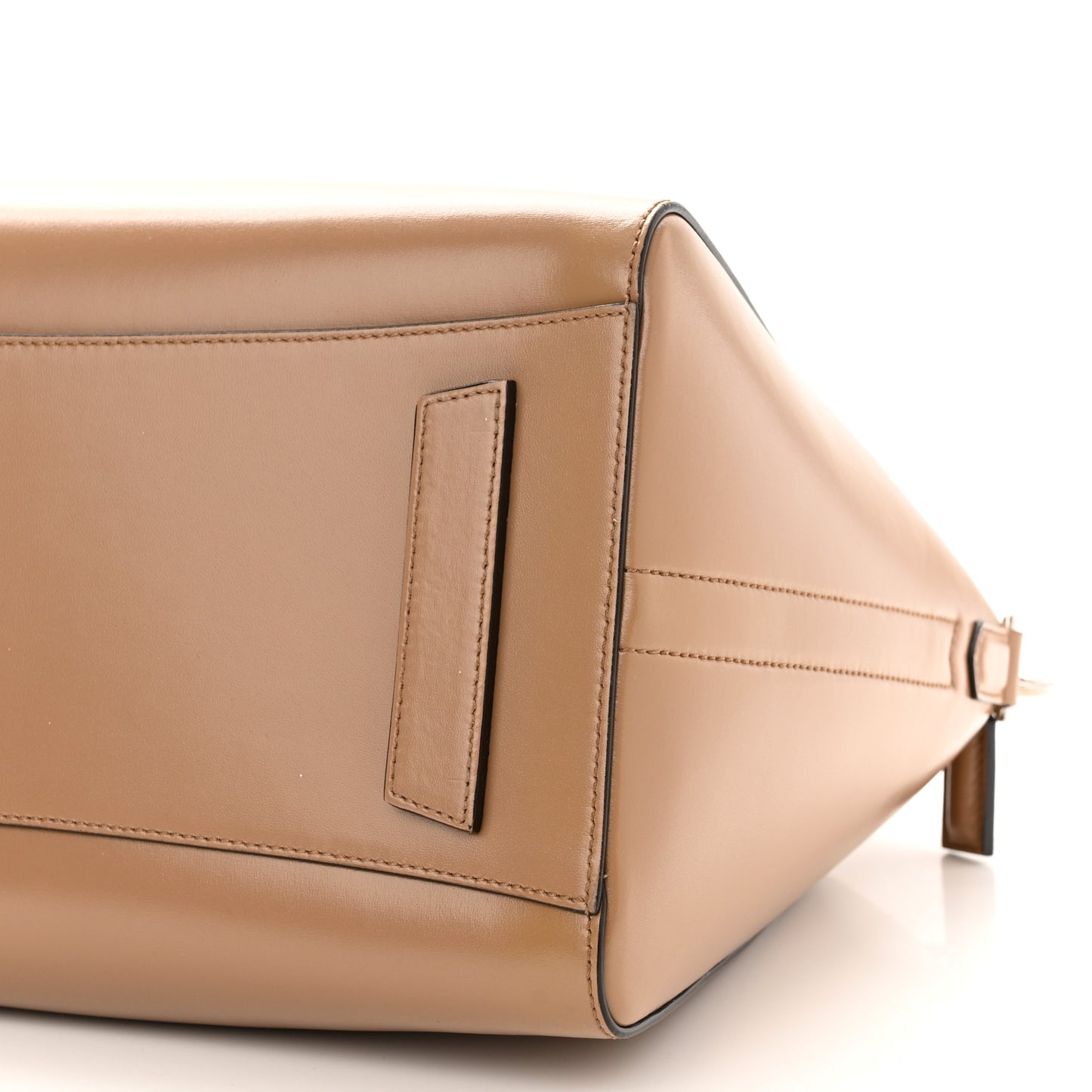 Shiny Lord Calfskin Medium Antigona Dark Beige