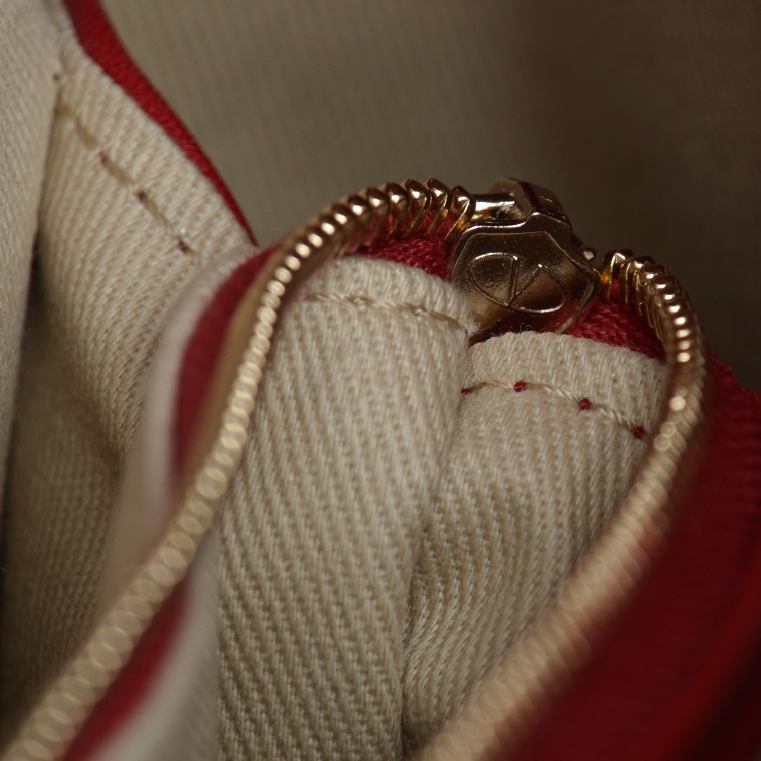 Valentino Garavani Vitello Rockstud Top Handle Bag Red 8 of 9