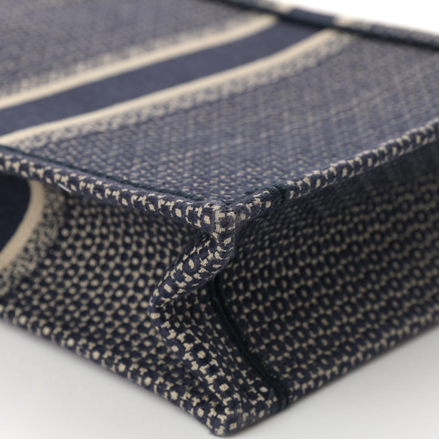 Canvas Embroidered Vertical L'Etoile Book Tote