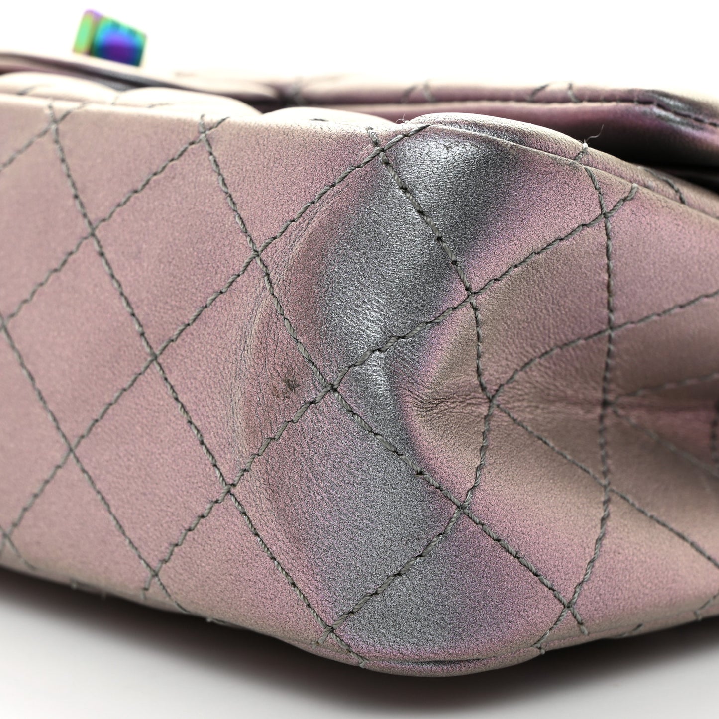 Iridescent Lambskin Quilted 2.55 Reissue 225 Flap Light Purple