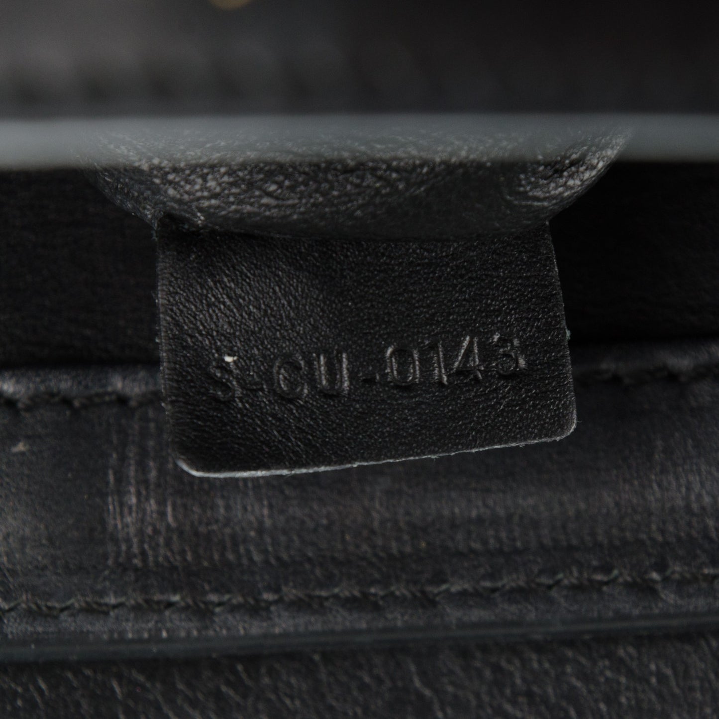 Smooth Velluto Calfskin Micro Tri-Color Luggage Vanilla