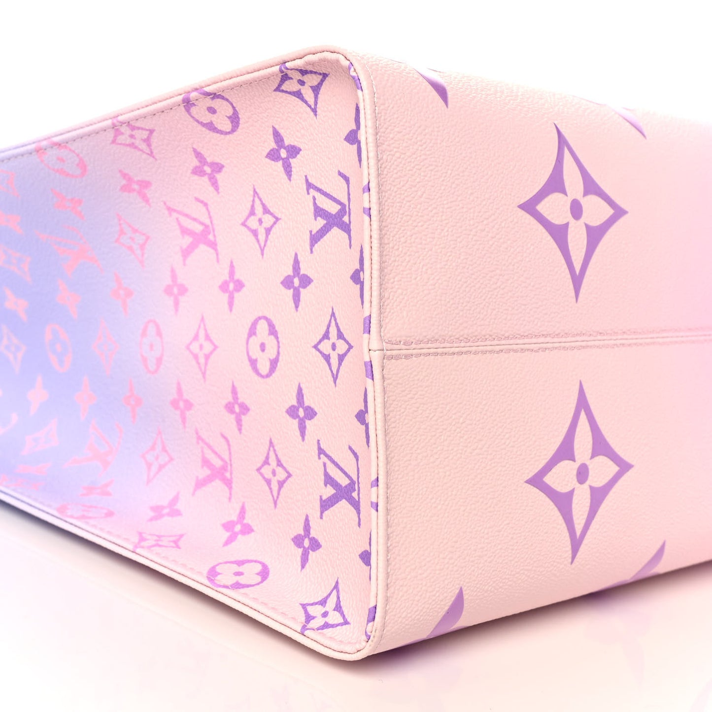 Monogram Giant Spring In The City Onthego GM Sunrise Pastel