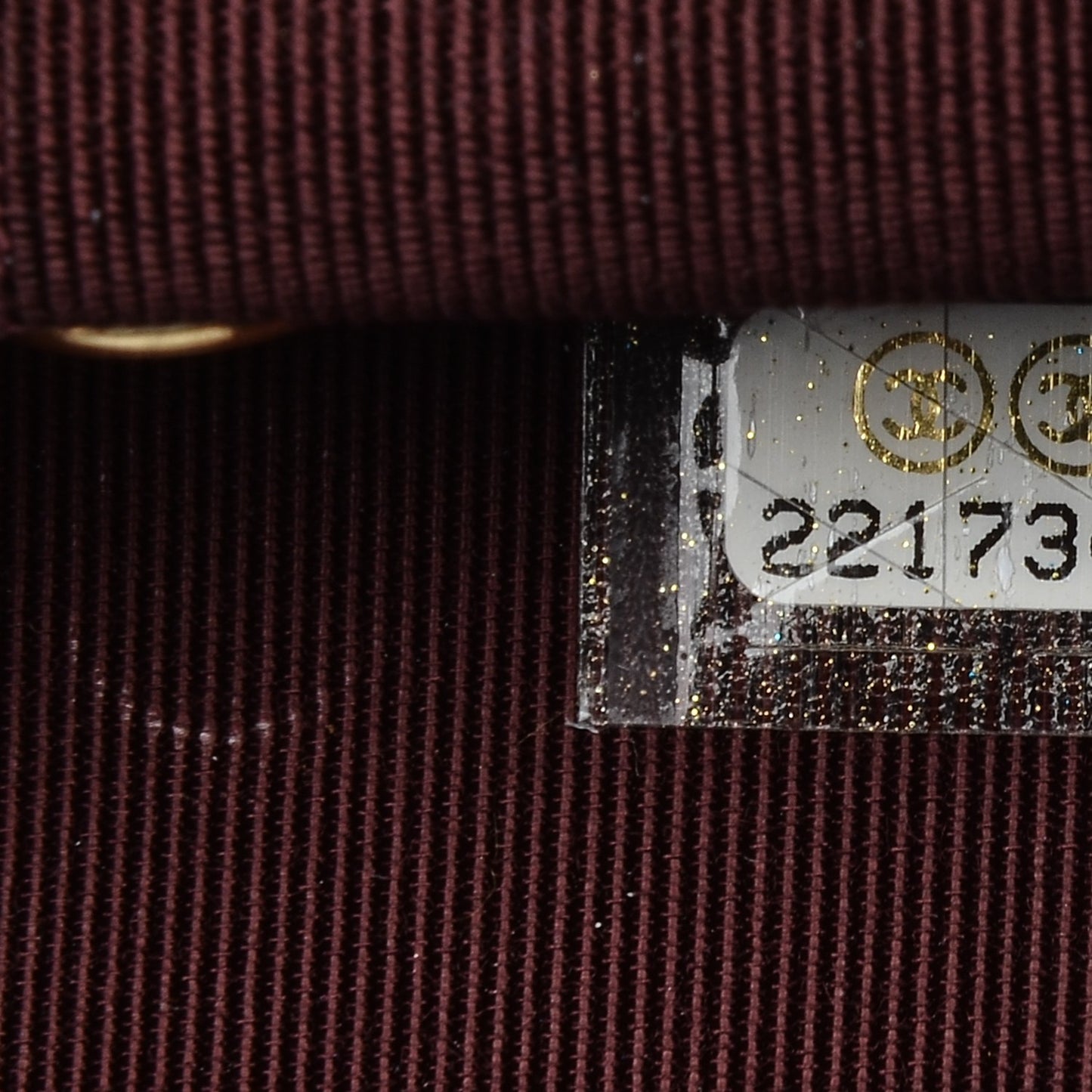 Caviar Quilted 6 Key Holder Black