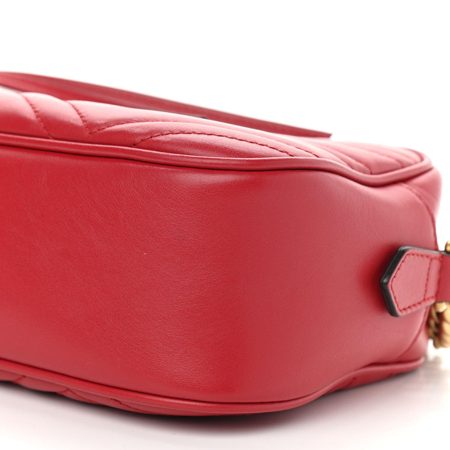 Calfskin Matelasse Small GG Marmont Chain Shoulder Bag Hibiscus Red