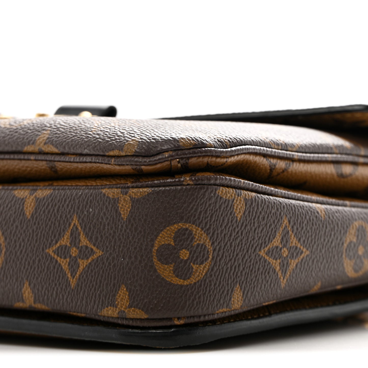 Reverse Monogram Pochette Metis