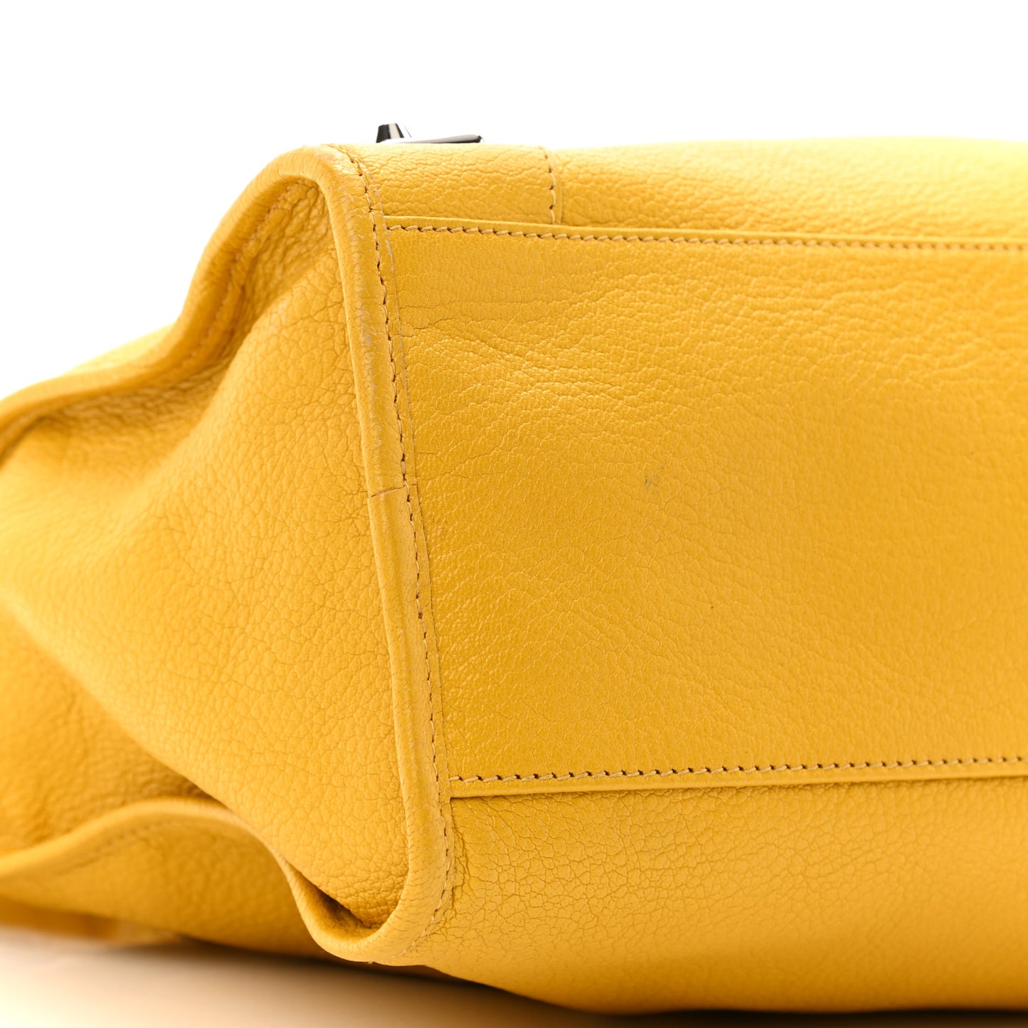 Chevre Silver Metallic Edge Hardware City Jaune Epi
